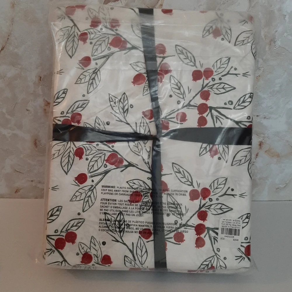 West Elm Pomegranate Percale King Sheet Set